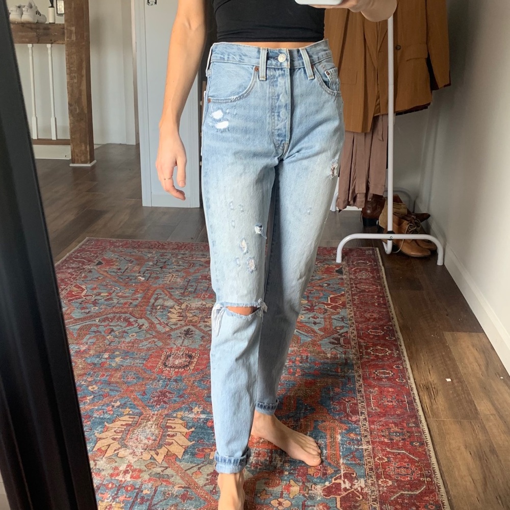 Levi’s high waisted jeans